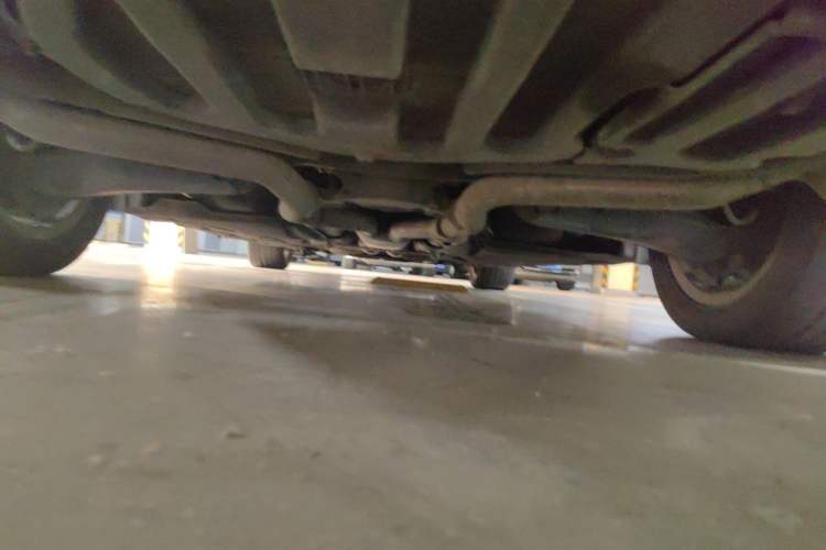 Used Mercedes-Benz E-Class 2011 E 300 L Fashion Prestige Model Chassis Rear
