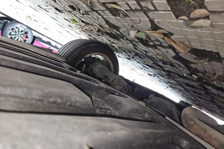 Used Mercedes-Benz E-Class 2011 E 260 L CGI Fashion Model Chassis Rear Right