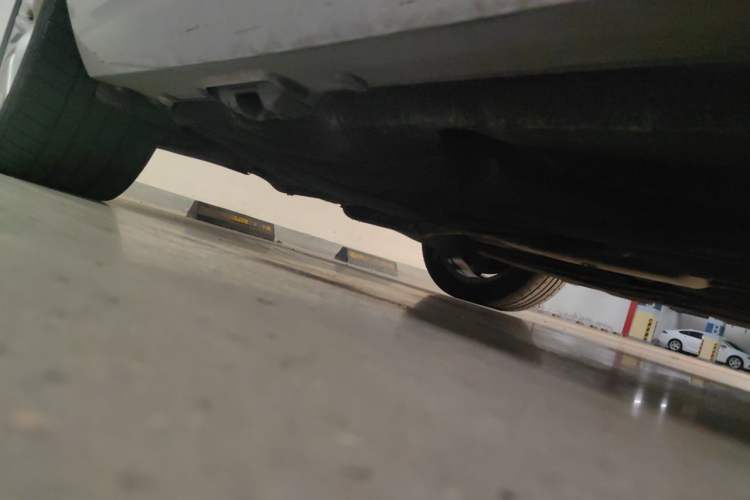 Used Mercedes-Benz E-Class 2011 E 300 L Fashion Prestige Model Chassis Rear Right
