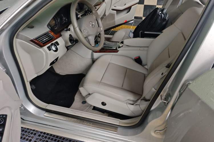 Used Mercedes-Benz E-Class 2011 E 200 L CGI Elegant Model Driver Seat