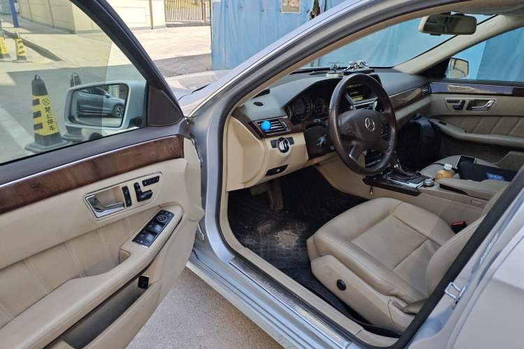 Used Mercedes-Benz E-Class 2011 E 200 L CGI Elegant Model Driver Seat