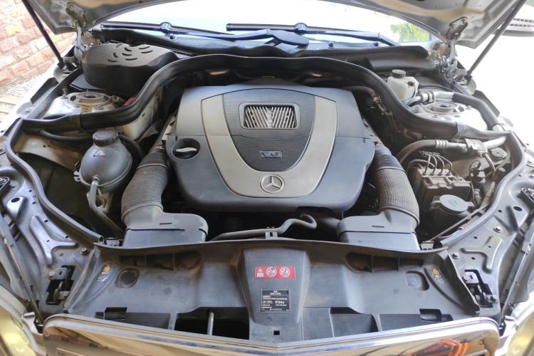 Used Mercedes-Benz E-Class 2011 E 300 L Elegant Model Engine Bay