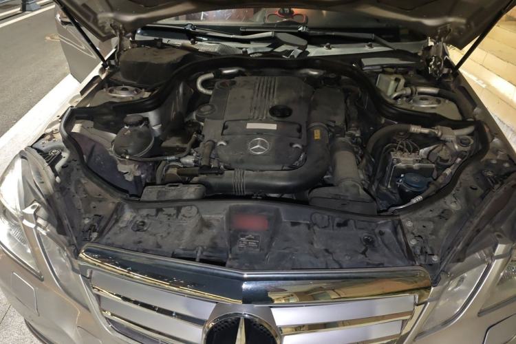Used Mercedes-Benz E-Class 2011 E 200 L CGI Elegant Model Engine Bay