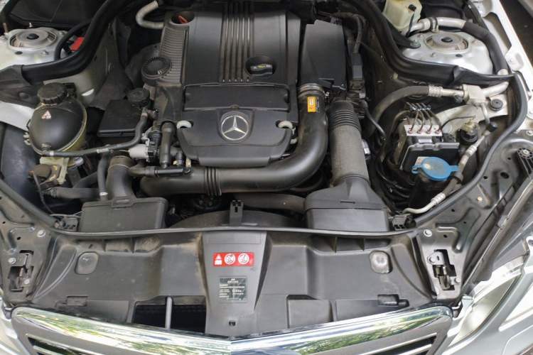 Used Mercedes-Benz E-Class 2011 E 260 L CGI Fashion Model Engine Bay
