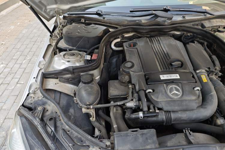 Used Mercedes-Benz E-Class 2011 E 200 L CGI Elegant Model Engine Bay Right