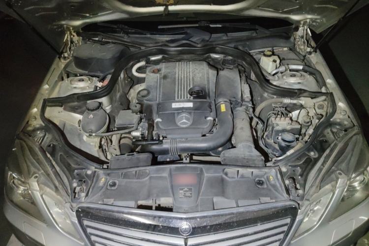 Used Mercedes-Benz E-Class 2011 E 200 L CGI Elegant Model Engine Bay