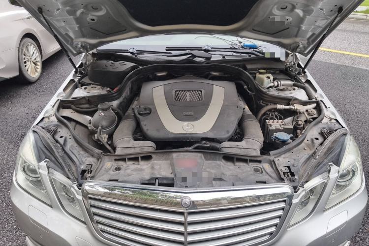Used Mercedes-Benz E-Class 2011 E 300 L Elegant Model Engine Bay