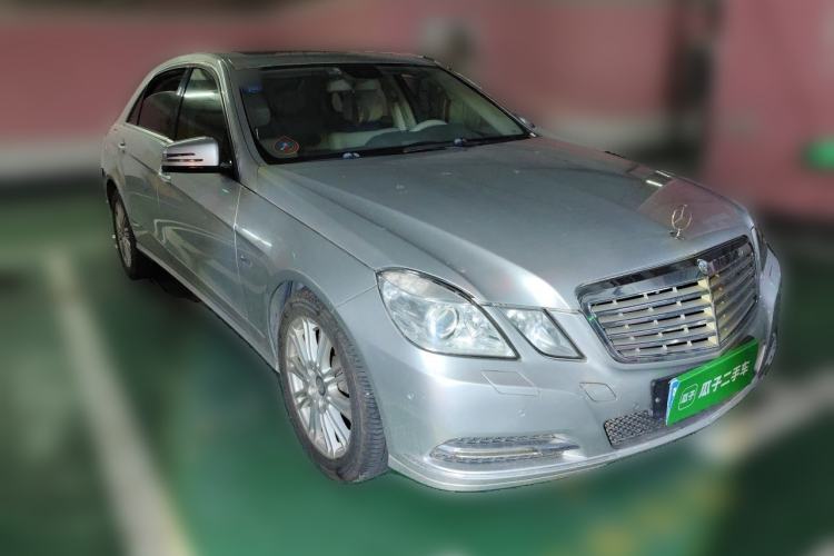 Used Mercedes-Benz E-Class 2011 E 260 L CGI Fashion Model Front Right 45 Deg