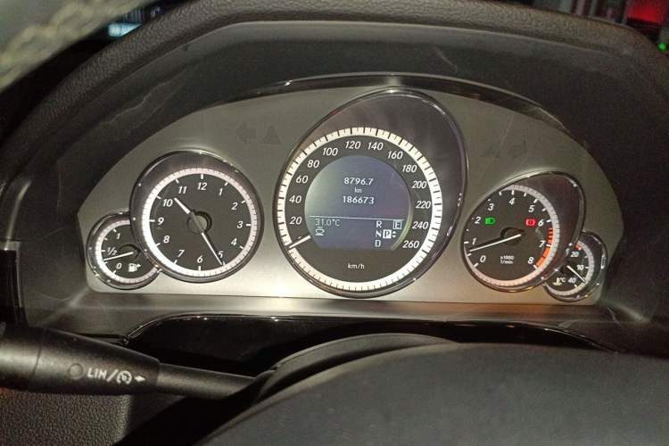 Used Mercedes-Benz E-Class 2011 E 300 L Fashion Prestige Model Instrument Cluster