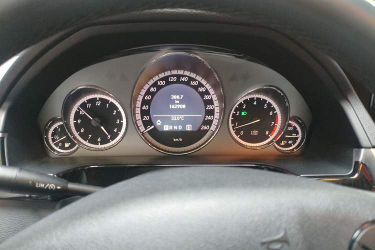 Used Mercedes-Benz E-Class 2011 E 260 L CGI Fashion Model Instrument Cluster