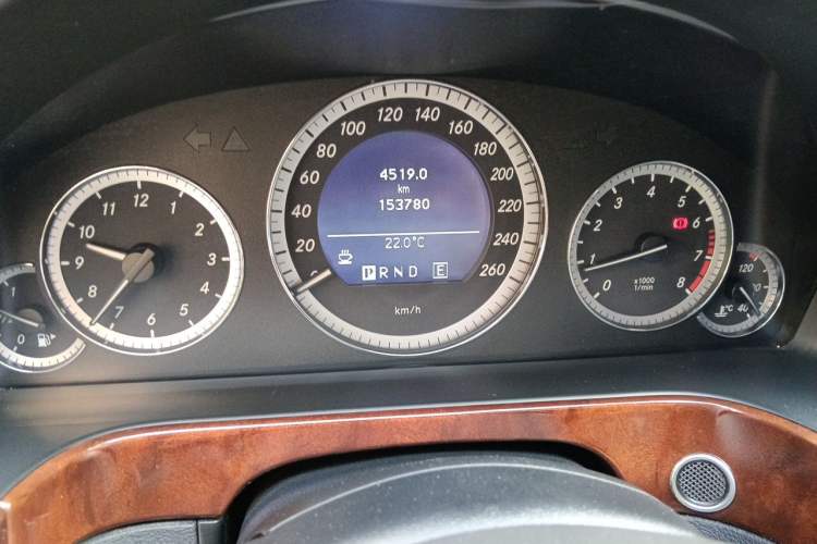 Used Mercedes-Benz E-Class 2011 E 200 L CGI Elegant Model Instrument Cluster