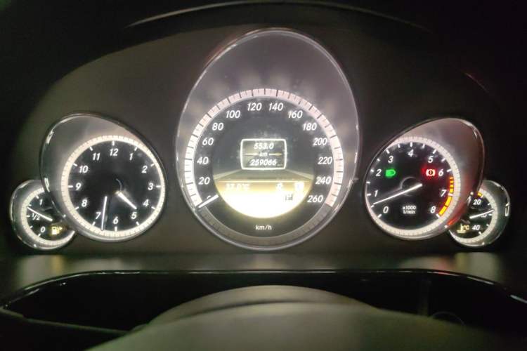 Used Mercedes-Benz E-Class 2011 E 300 L Fashion Prestige Model Instrument Cluster