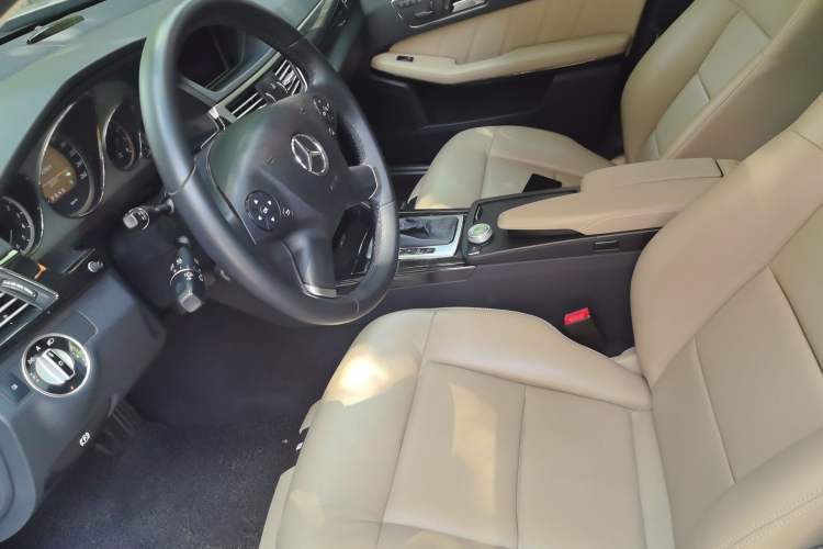 Used Mercedes-Benz E-Class 2011 E 260 L CGI Fashion Model Left Front Seat
