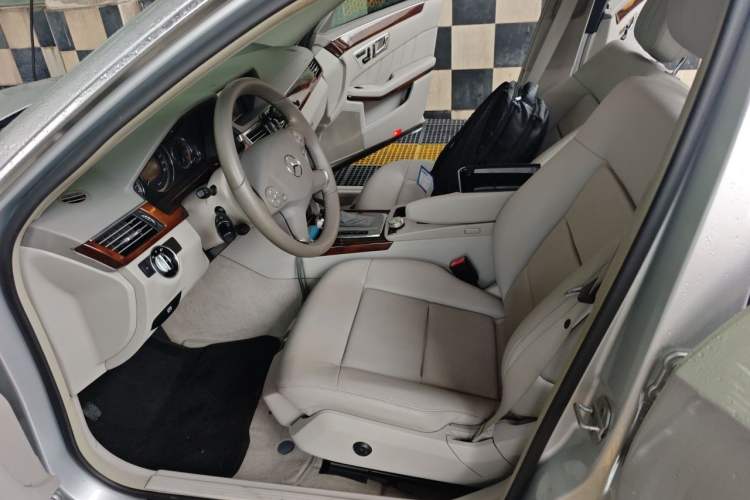 Used Mercedes-Benz E-Class 2011 E 200 L CGI Elegant Model Left Front Seat