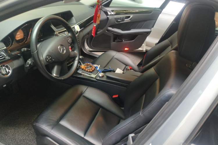 Used Mercedes-Benz E-Class 2011 E 260 L CGI Fashion Model Left Front Seat