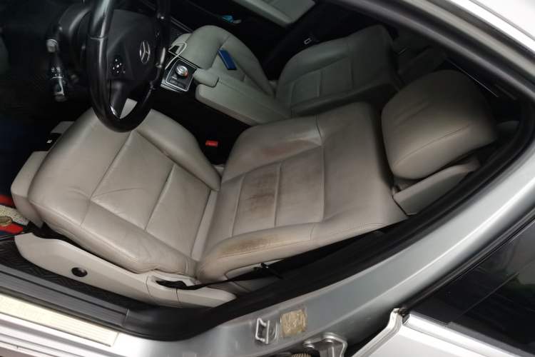 Used Mercedes-Benz E-Class 2011 E 300 L Fashion Prestige Model Left Front Seat