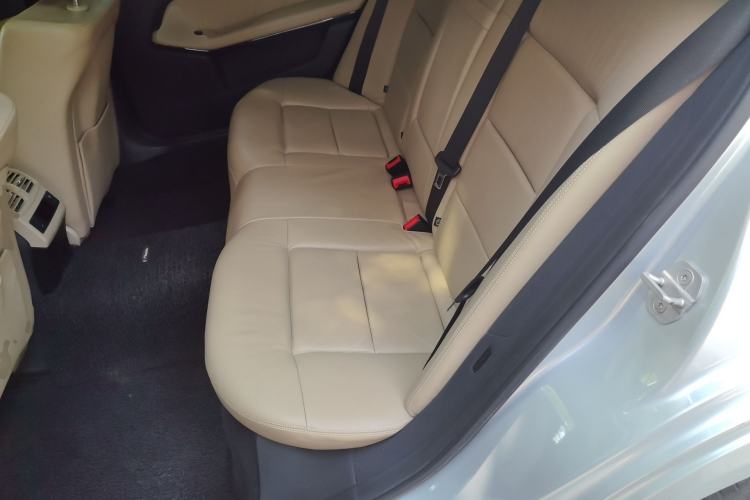 Used Mercedes-Benz E-Class 2011 E 260 L CGI Fashion Model Left Rear Seat