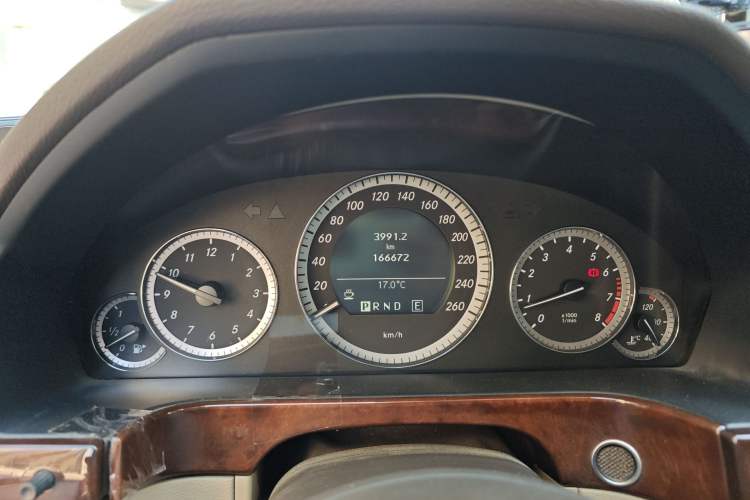 Used Mercedes-Benz E-Class 2011 E 200 L CGI Elegant Model Odometer Close Up