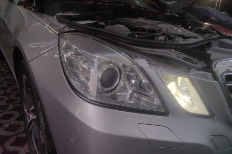 Used Mercedes-Benz E-Class 2011 E 260 L CGI Fashion Model Right Front Headlight