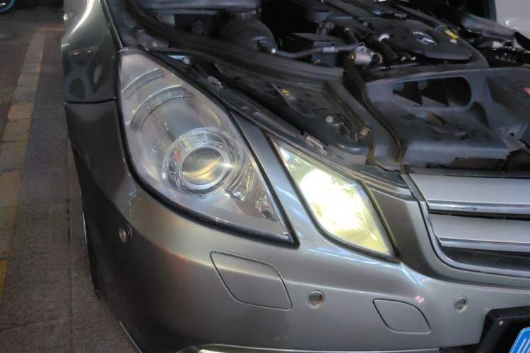 Used Mercedes-Benz E-Class 2011 E 260 CGI Coupe Right Front Headlight