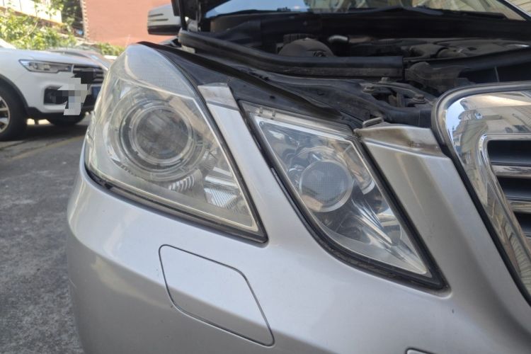 Used Mercedes-Benz E-Class 2011 E 200 L CGI Elegant Model Right Front Headlight