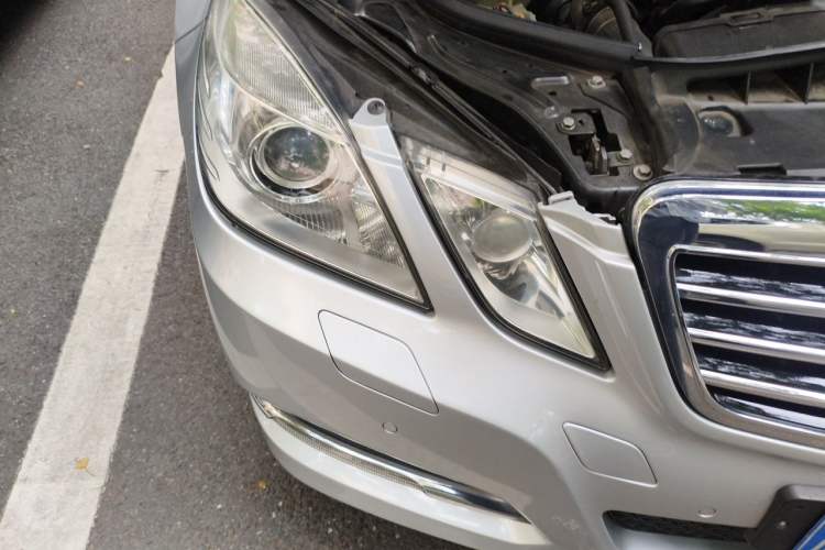 Used Mercedes-Benz E-Class 2011 E 260 L CGI Fashion Model Right Front Headlight