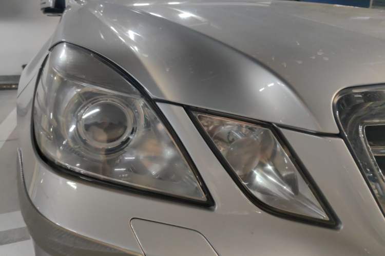 Used Mercedes-Benz E-Class 2011 E 300 L Fashion Prestige Model Right Front Headlight