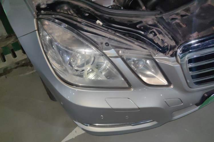 Used Mercedes-Benz E-Class 2011 E 260 L CGI Fashion Model Right Front Headlight