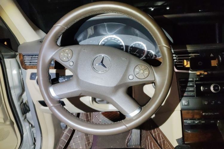 Used Mercedes-Benz E-Class 2011 E 200 L CGI Elegant Model Steering Wheel