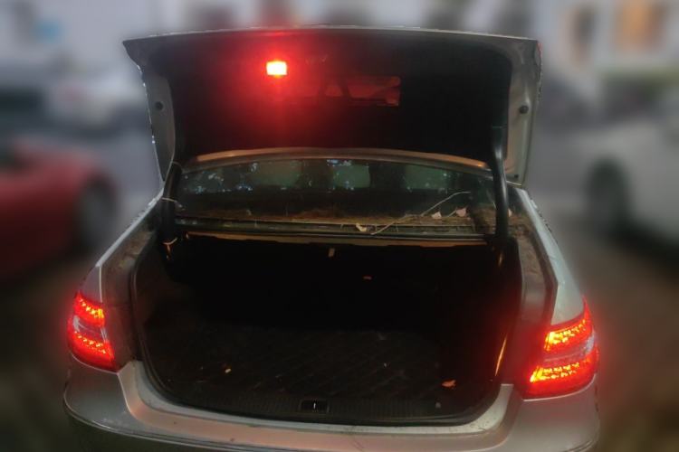 Used Mercedes-Benz E-Class 2011 E 260 L CGI Fashion Model Trunk