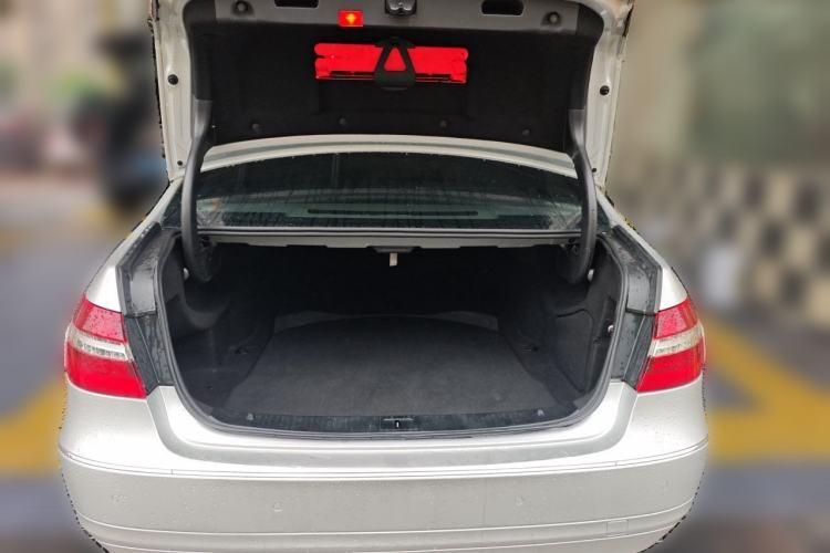 Used Mercedes-Benz E-Class 2011 E 200 L CGI Elegant Model Trunk