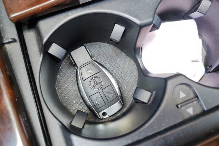 Used Mercedes-Benz E-Class 2011 E 300 L Elegant Model Vehicle Key