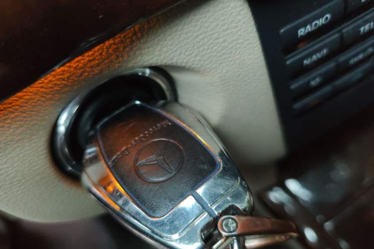 Used Mercedes-Benz E-Class 2011 E 200 L CGI Elegant Model Vehicle Key