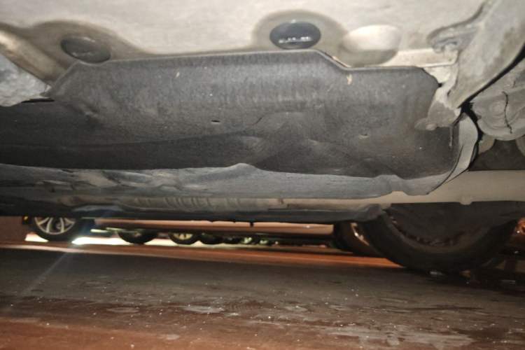 Used Mercedes-Benz E-Class 2011 E 260 L CGI Fashion Model Chassis Rear Left