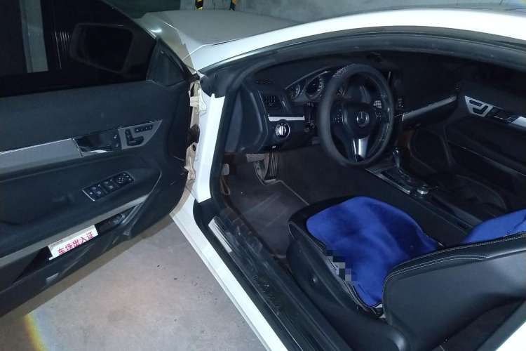 Used Mercedes-Benz E-Class 2011 E 260 CGI Coupe Driver Seat