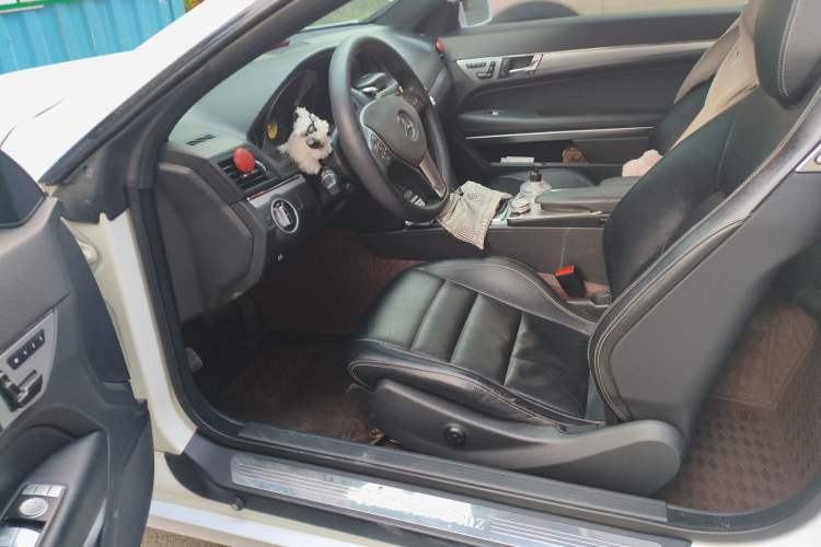 Used Mercedes-Benz E-Class 2011 E 260 CGI Coupe Driver Seat