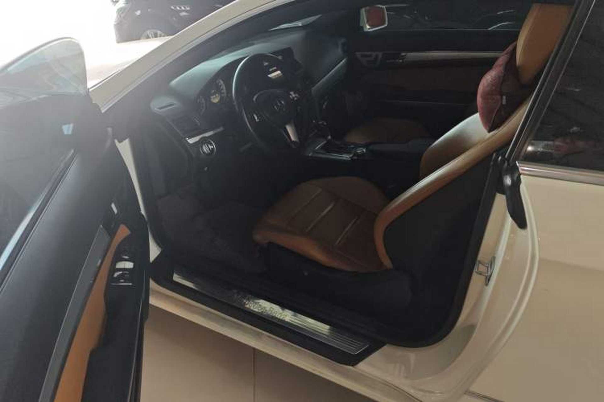 Used Mercedes-Benz E-Class 2011 E 260 CGI Coupe Driver Seat