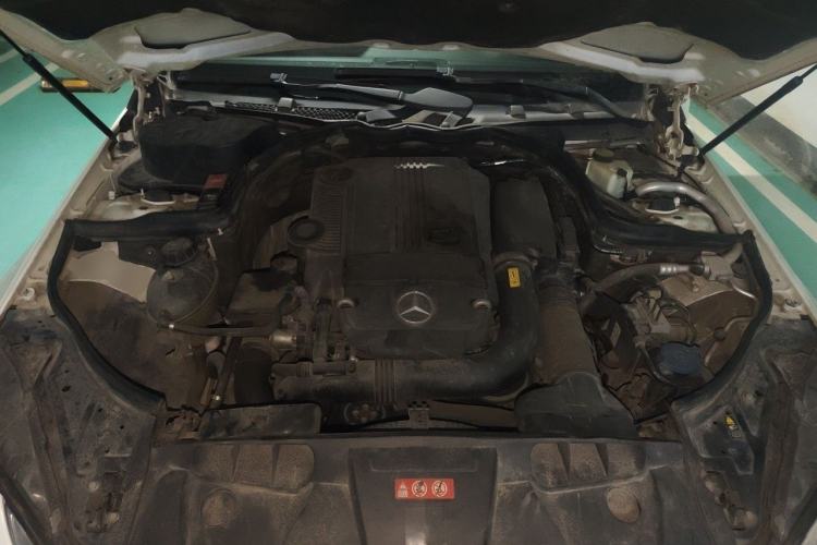 Used Mercedes-Benz E-Class 2011 E 260 CGI Convertible Edition Engine Bay