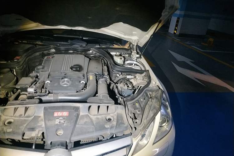 Used Mercedes-Benz E-Class 2011 E 260 CGI Convertible Edition Engine Bay Left