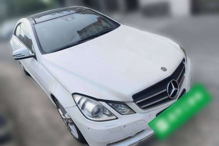 Used Mercedes-Benz E-Class 2011 E 260 CGI Coupe Front Right 45 Deg