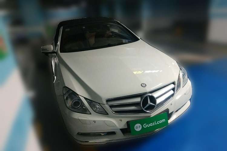 Used Mercedes-Benz E-Class 2011 E 260 CGI Convertible Edition Front Right 45 Deg