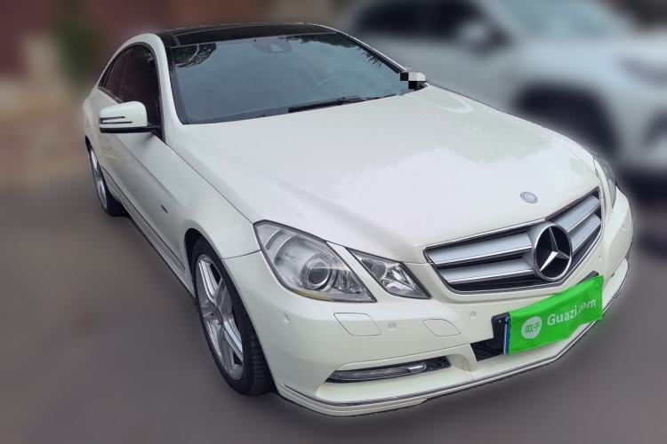 Used Mercedes-Benz E-Class 2011 E 260 CGI Coupe Front Right 45 Deg