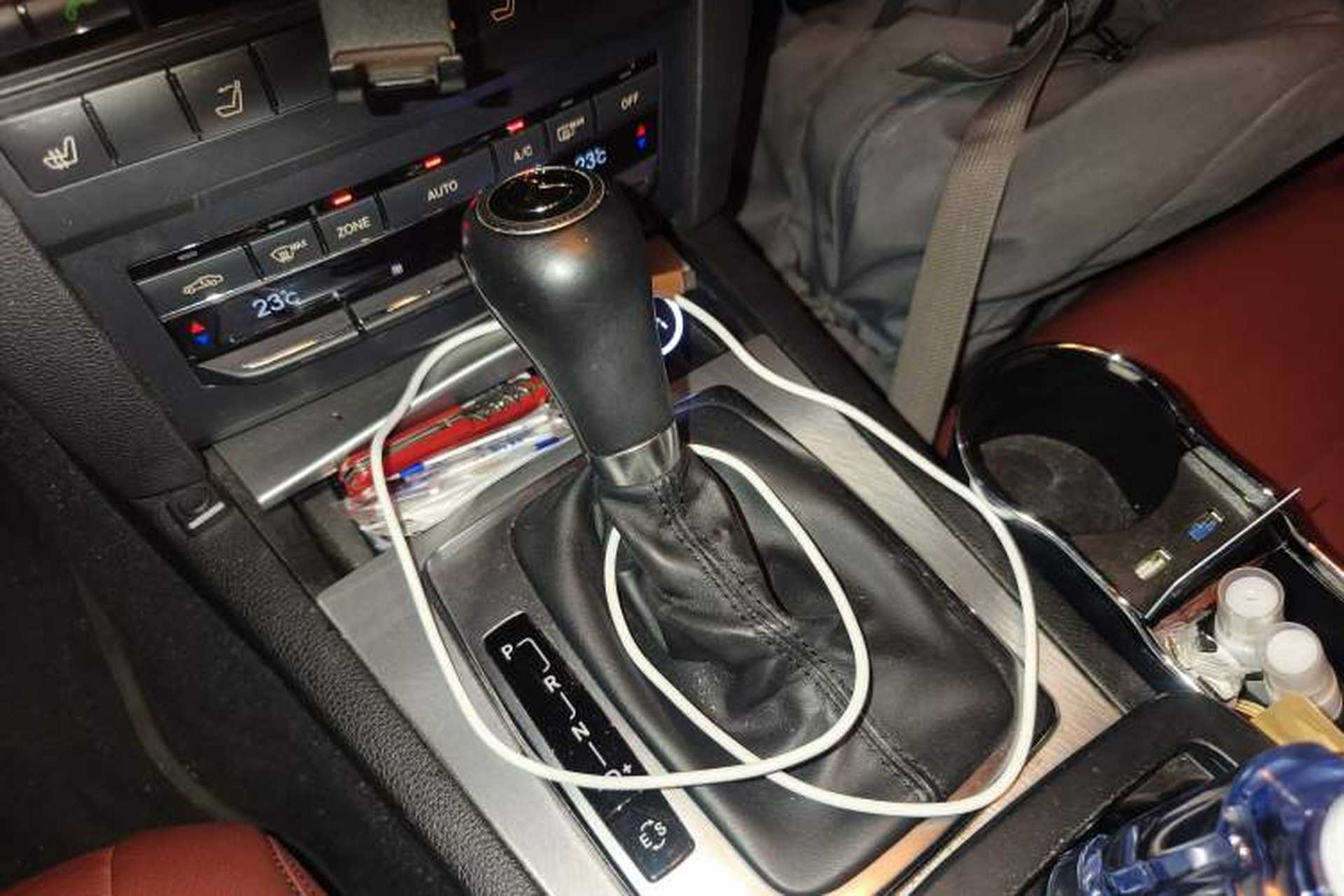 Used Mercedes-Benz E-Class 2011 E 260 CGI Convertible Edition Gear Lever