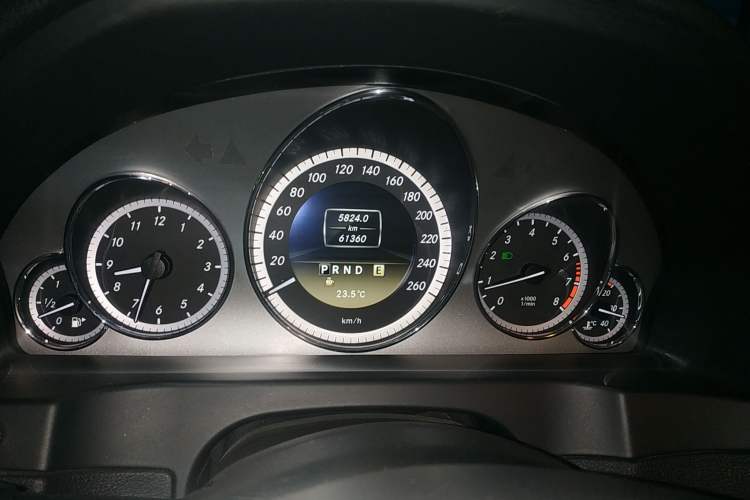Used Mercedes-Benz E-Class 2011 E 260 CGI Convertible Edition Instrument Cluster