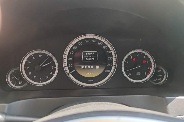 Used Mercedes-Benz E-Class 2011 E 260 CGI Coupe Instrument Cluster