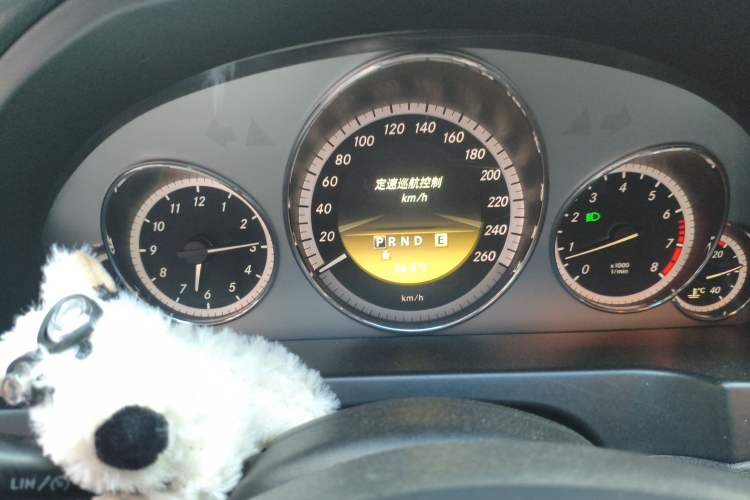 Used Mercedes-Benz E-Class 2011 E 260 CGI Coupe Instrument Cluster