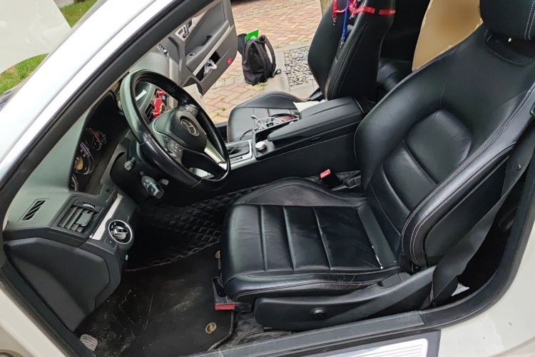 Used Mercedes-Benz E-Class 2011 E 260 CGI Coupe Left Front Seat