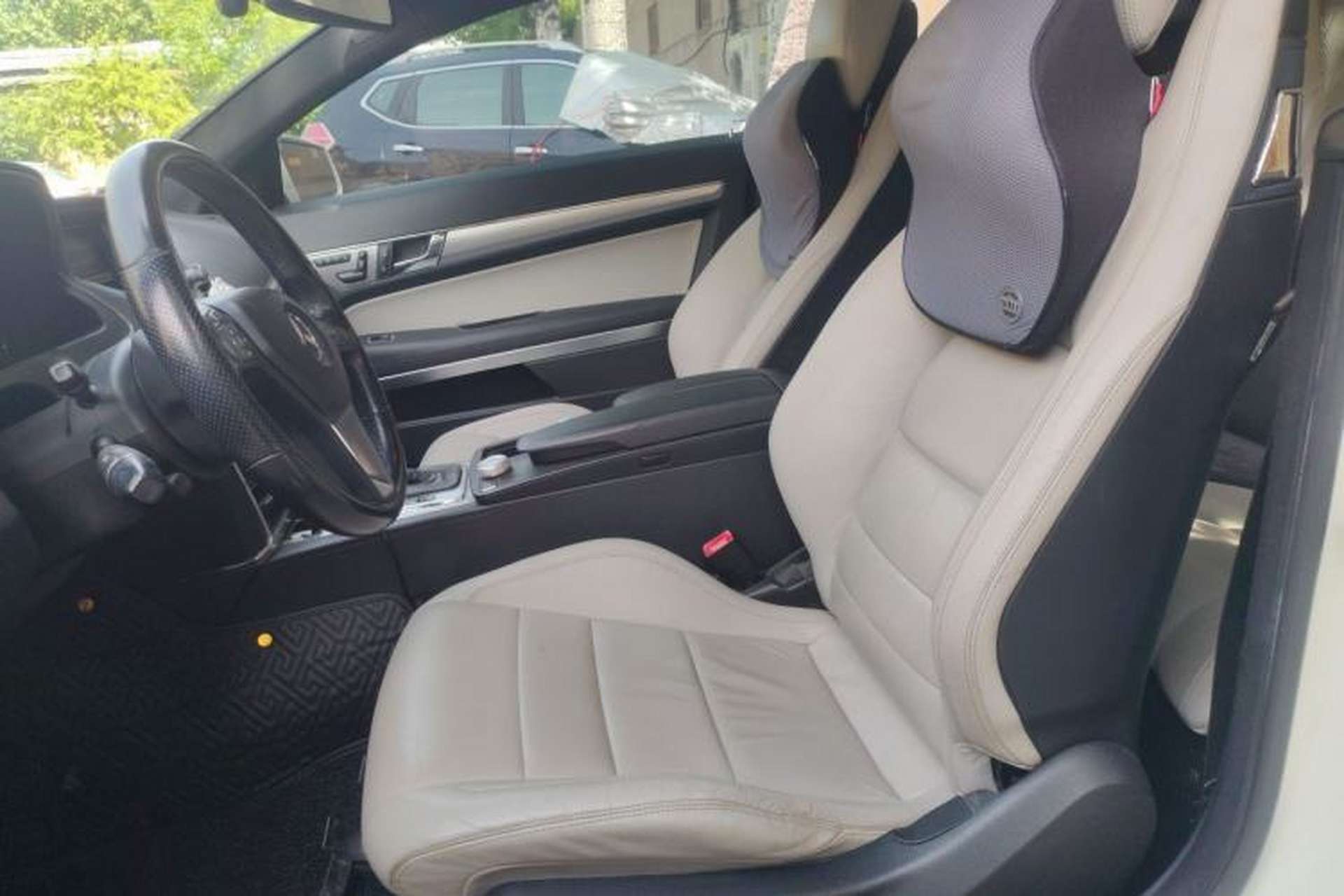 Used Mercedes-Benz E-Class 2011 E 260 CGI Coupe Left Front Seat