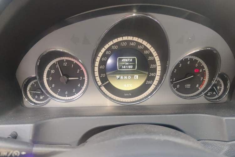 Used Mercedes-Benz E-Class 2011 E 260 CGI Coupe Odometer Close Up