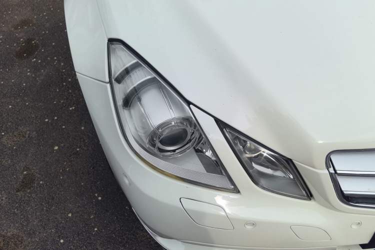Used Mercedes-Benz E-Class 2011 E 260 CGI Coupe Right Front Headlight